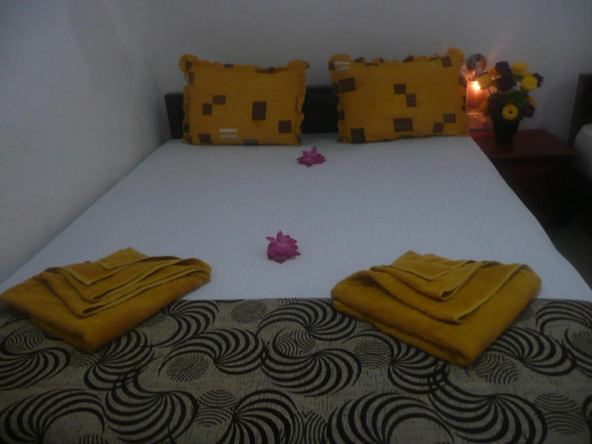 Hotel Nimjaya Udawalawe Esterno foto